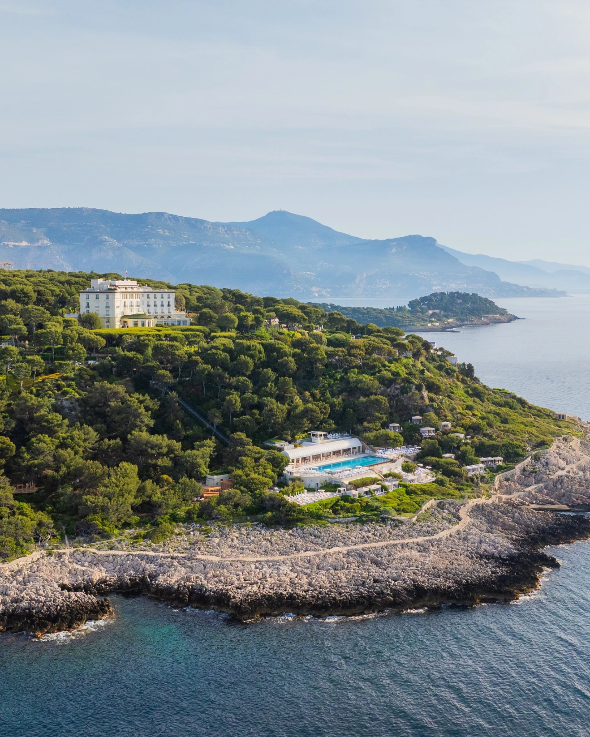 the inside list côte d'azur 2025 best luxury most iconic hotel grand hotel du cap ferrat saint-jean-cap-ferrat