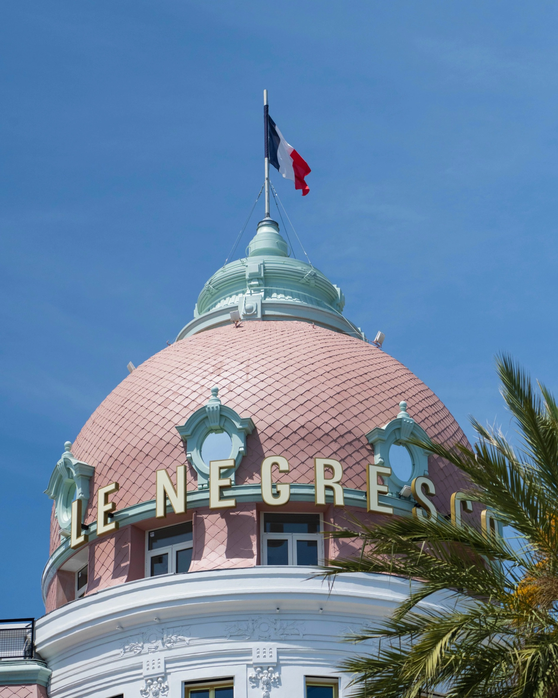 the inside list côte d'azur 2025 best luxury most iconic hotel negresco nice