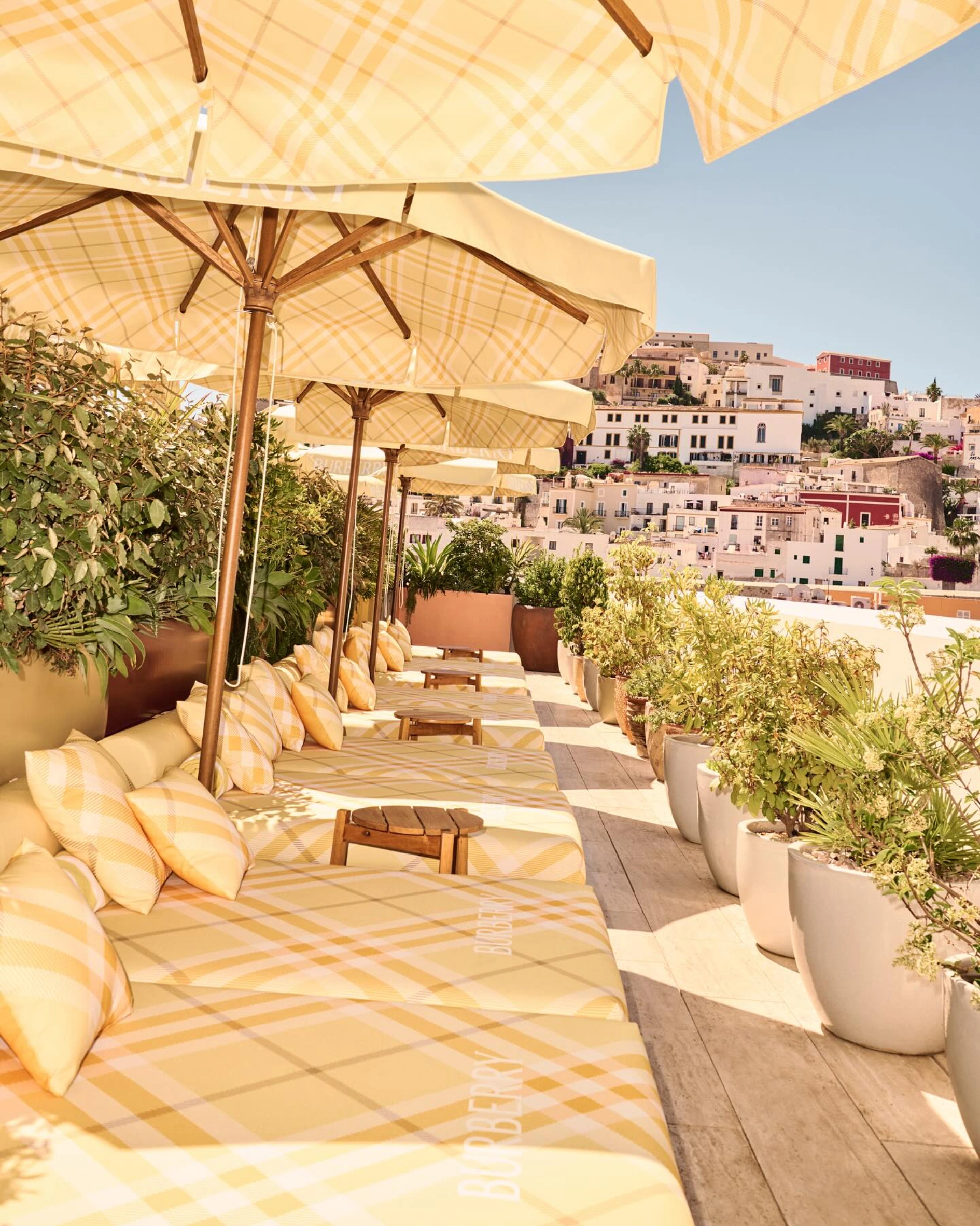 the most designer beach clubs this sumer europe BURBERRY