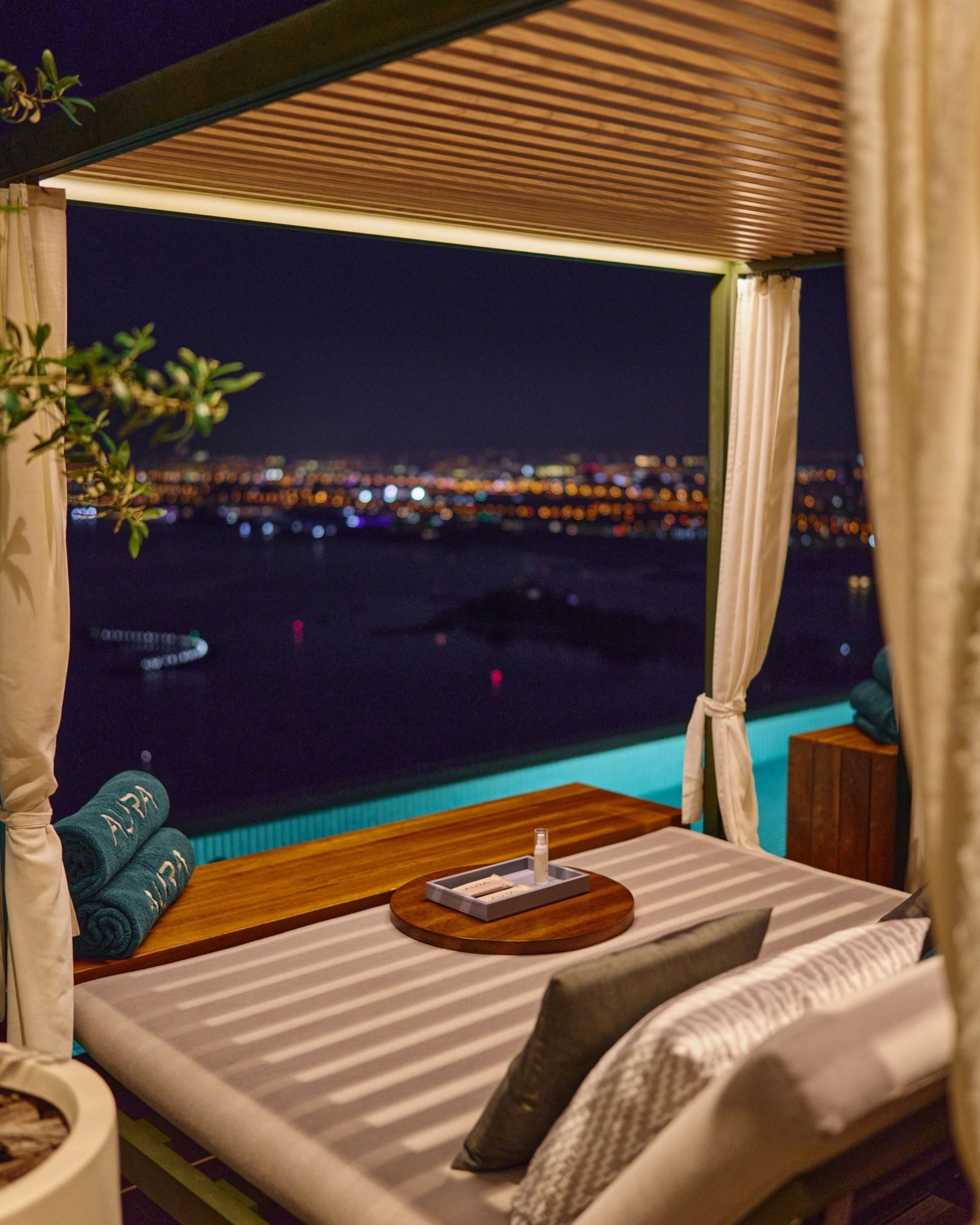 dubai most instagrammable pools uae
