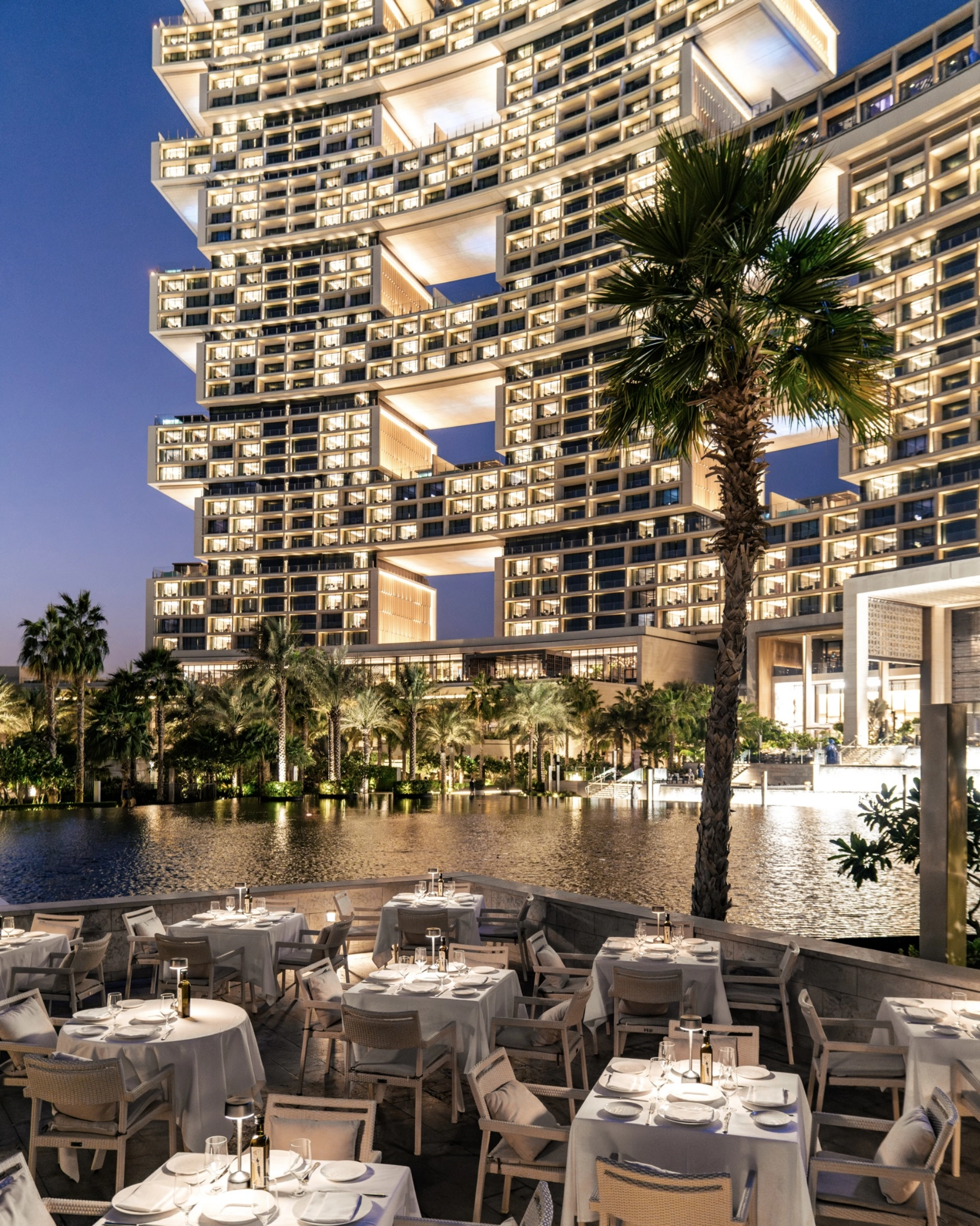 dubai best restaurant milos