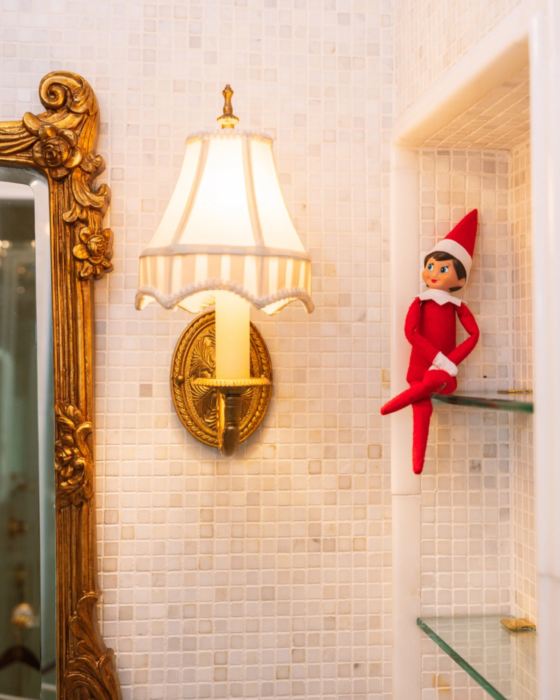 inside look the plaza new york united states of america usa home alone 2 kevin mccallister