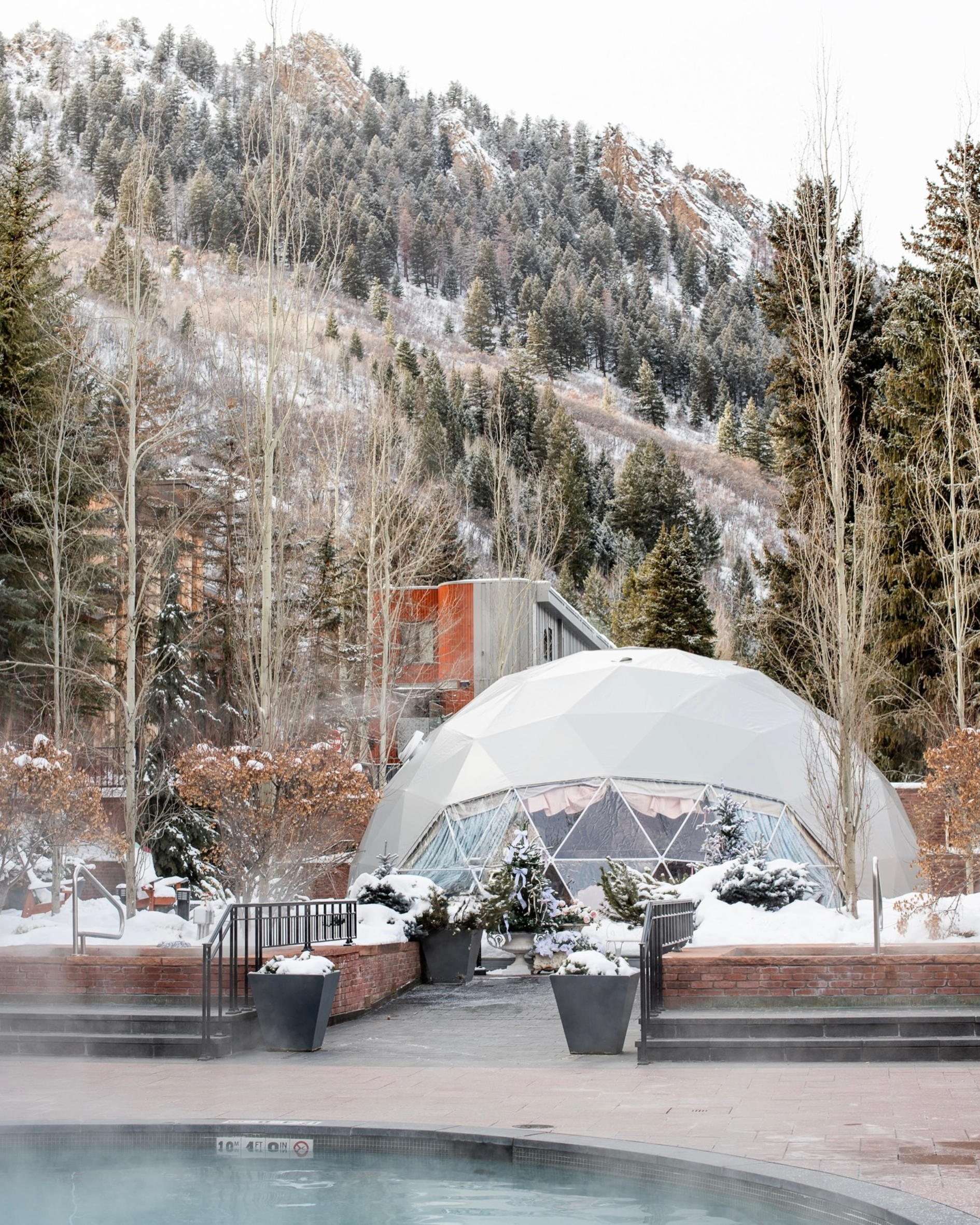 the top 8 dreamy hotels for a white christmas snow global st. regis aspen resort usa america