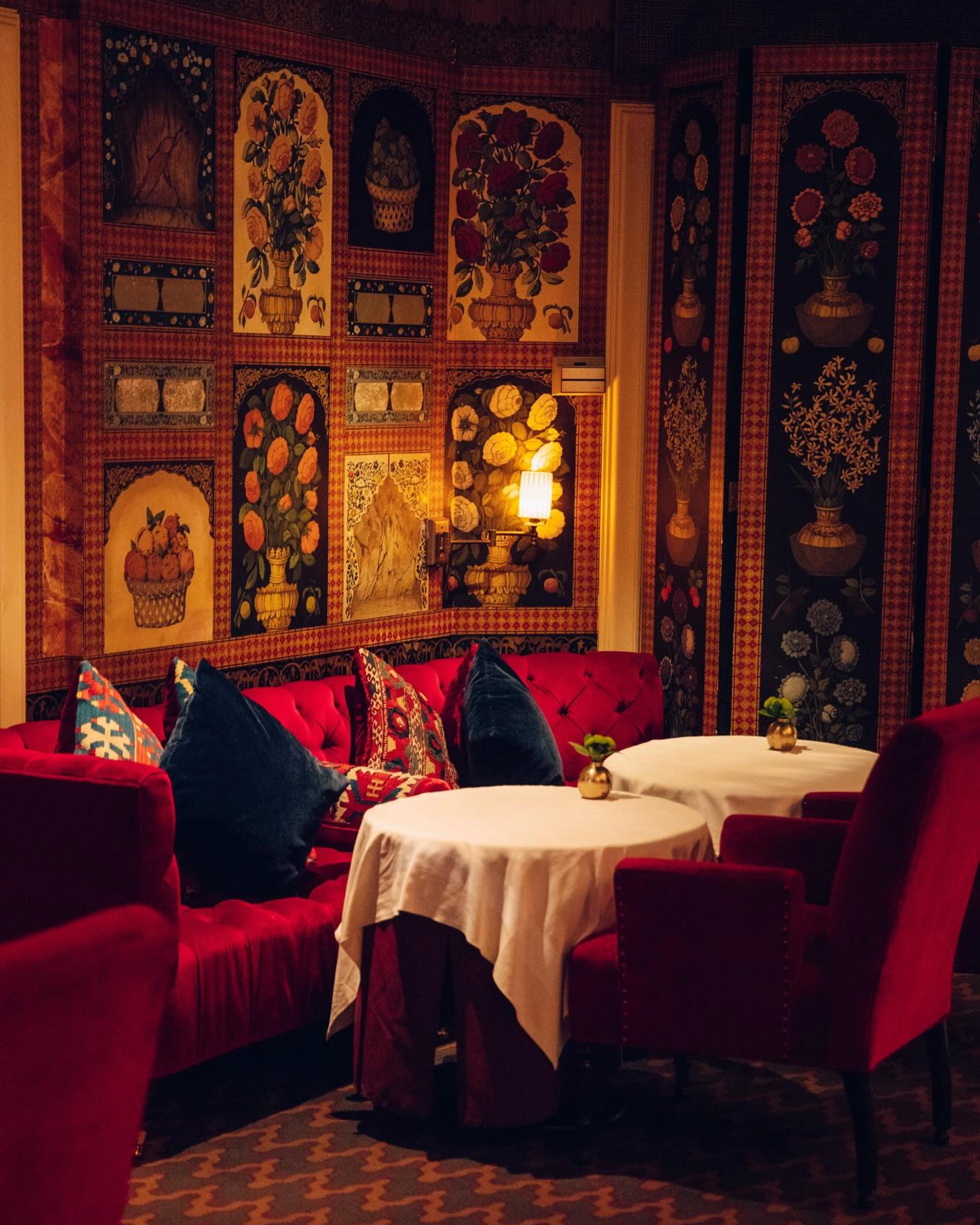 inside look the carlyle rosewood hotels new york manhattan united states of america usa