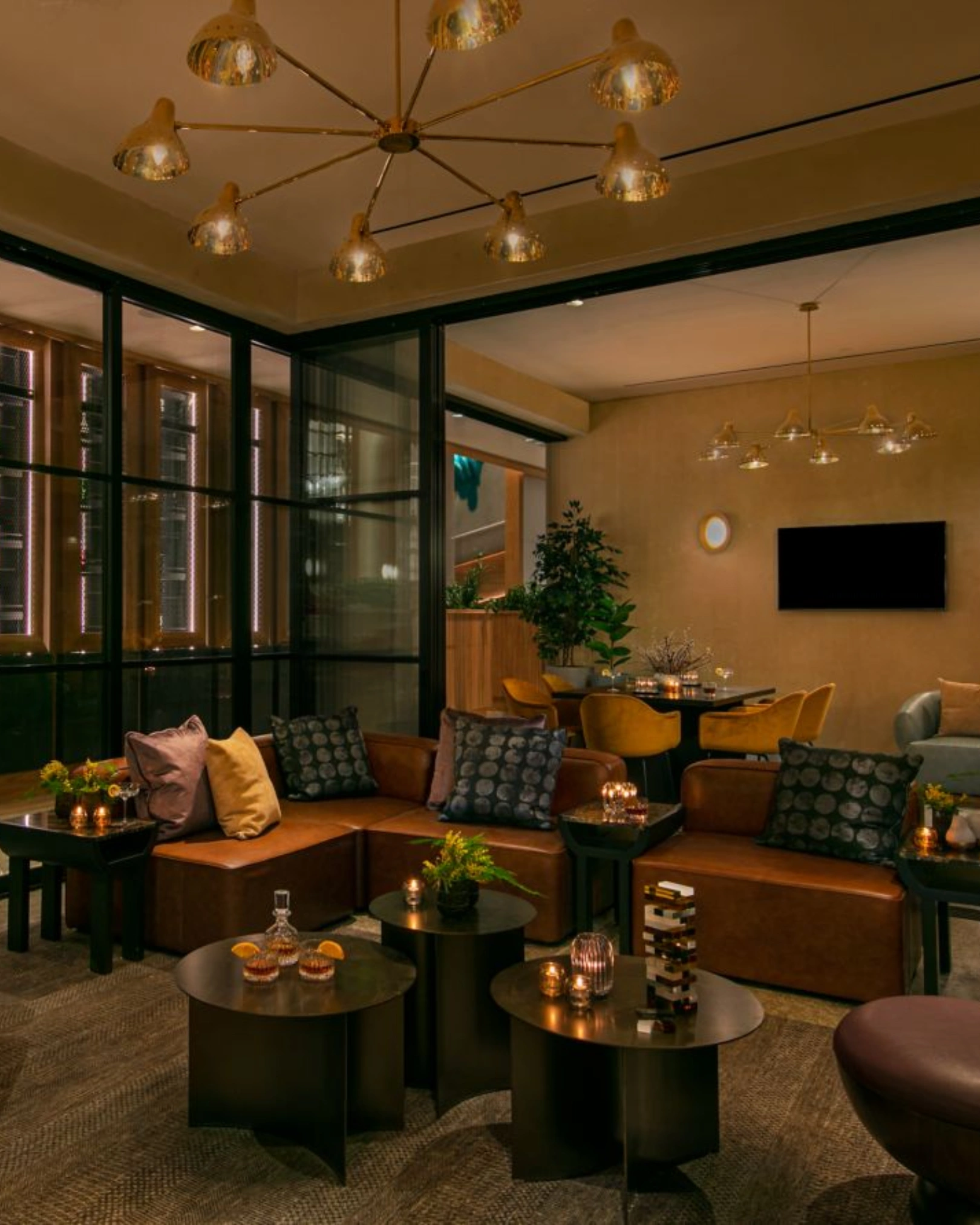 stylish hotels in new york that wont break the bank moxy brooklyn