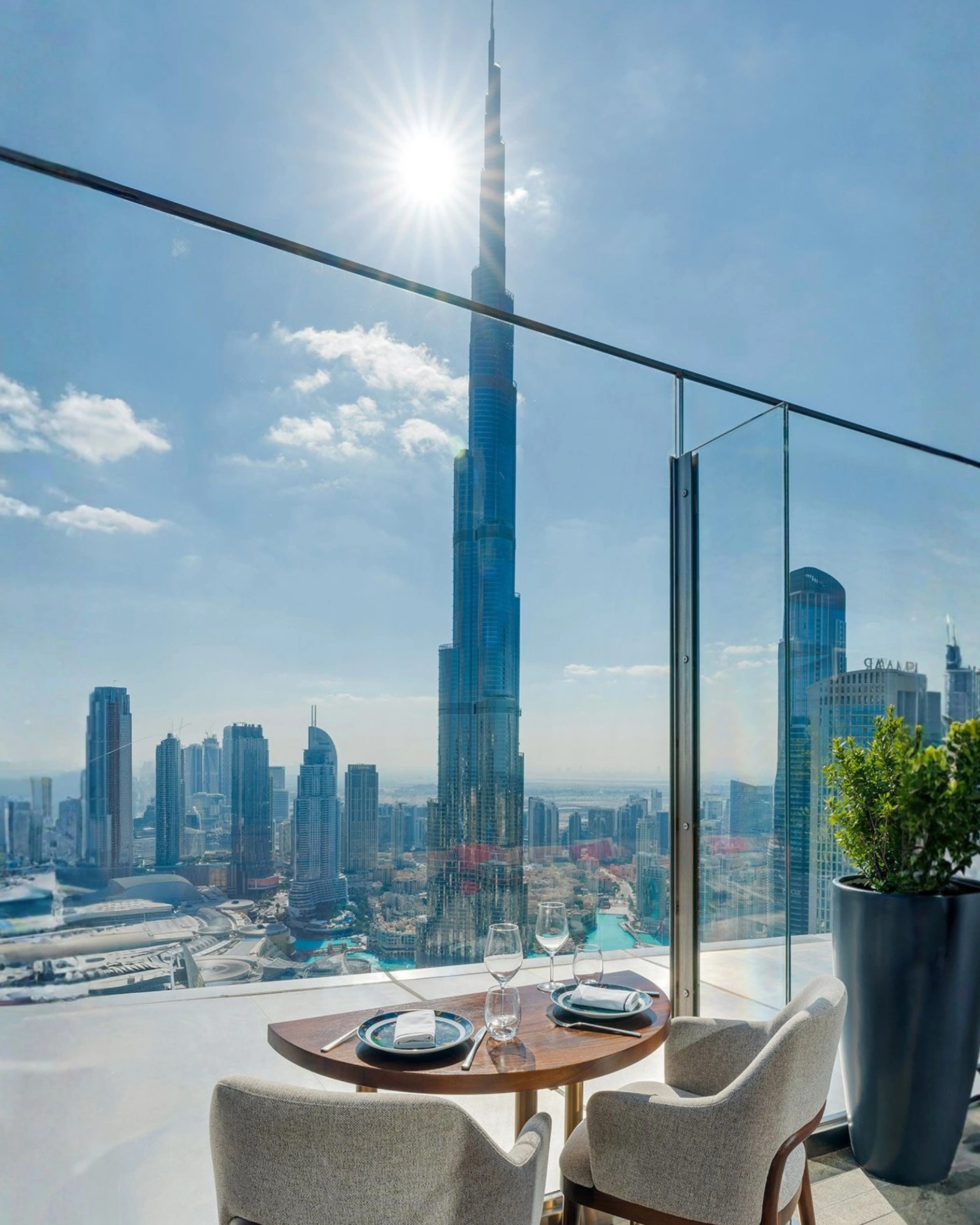 best restaurants for long lunches in dubai uae middle east ce la vi address sky view