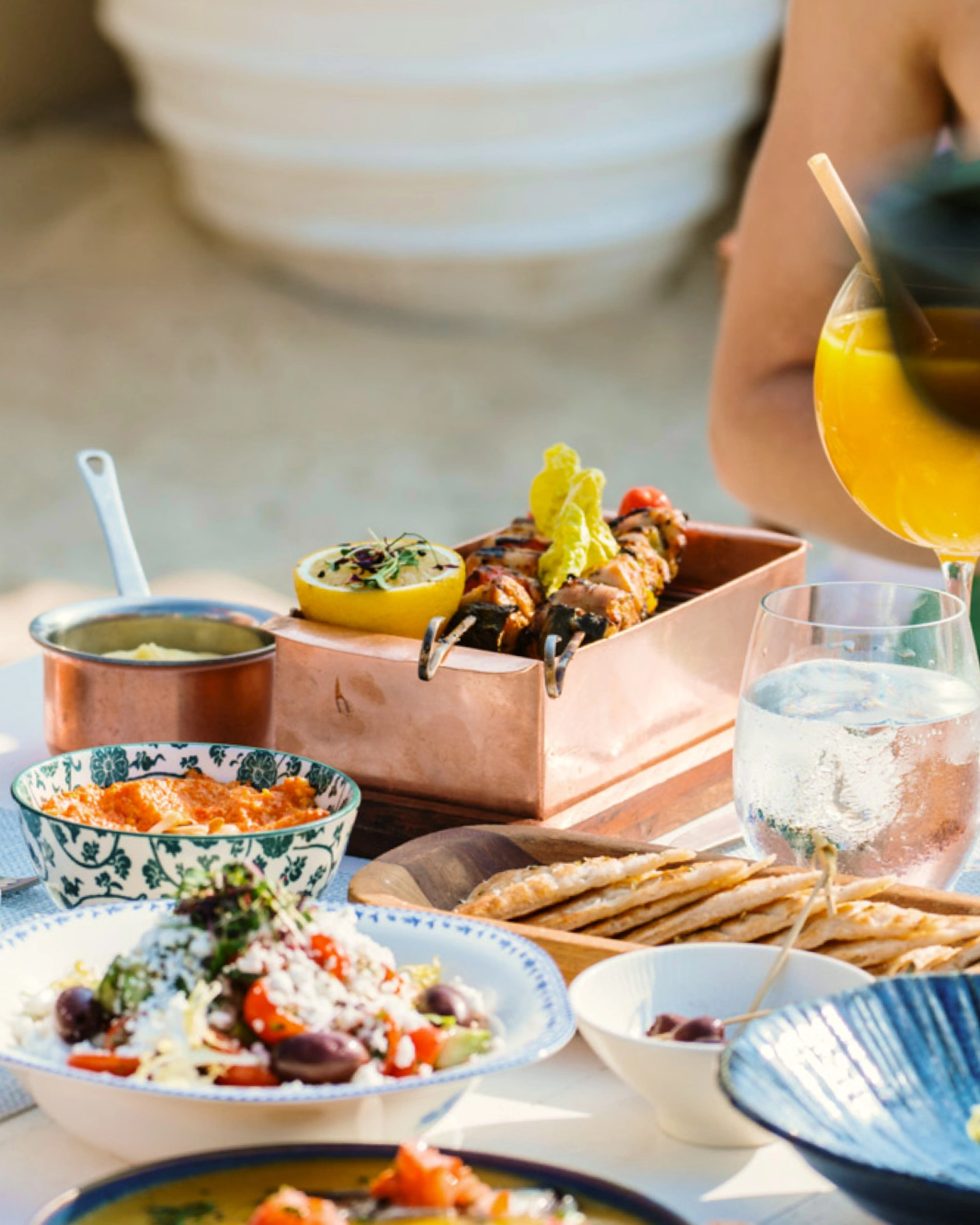 best restaurants for long lunches in dubai uae middle east shimmers madinat jumeirah