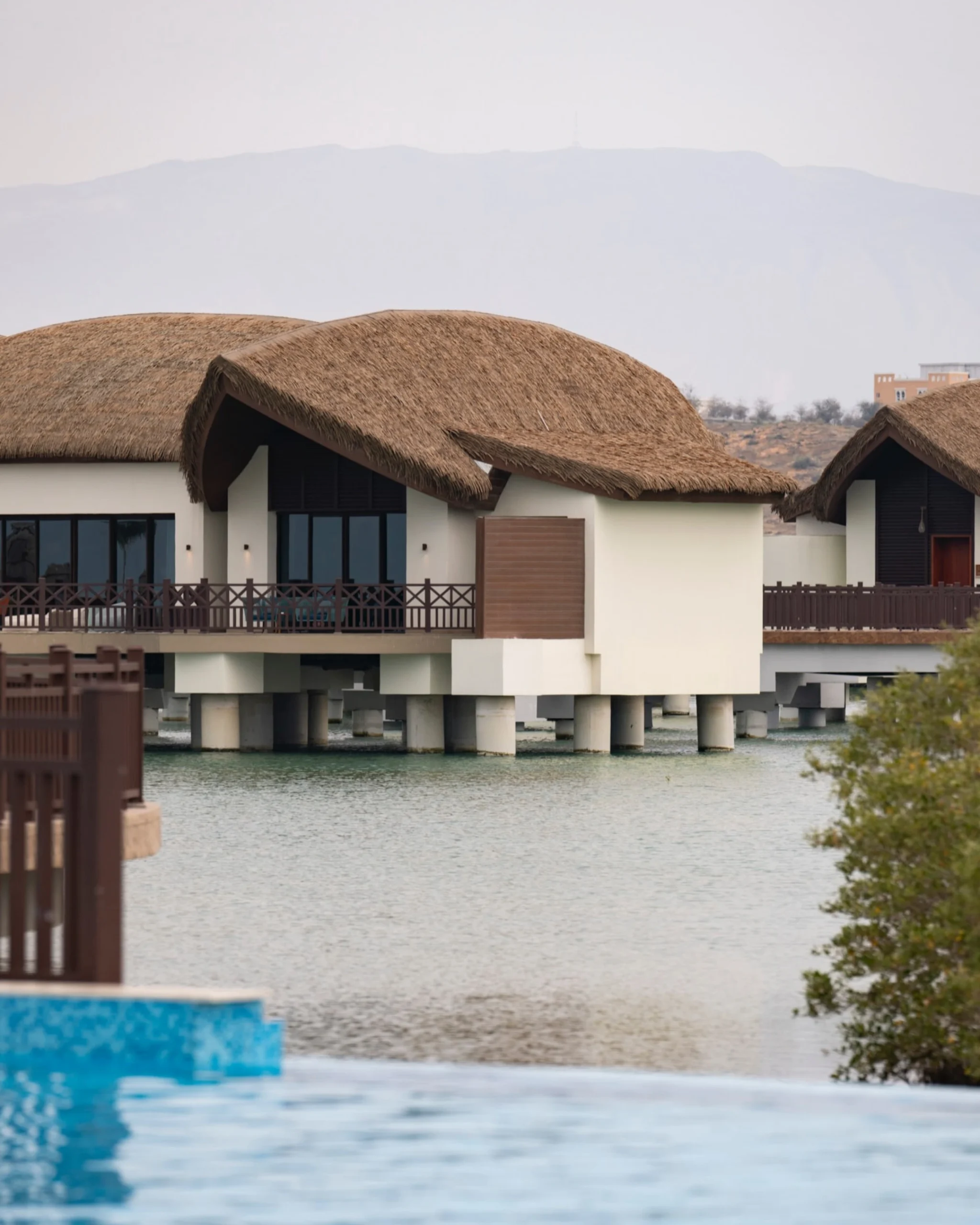 uae long weekend best luxury hotels anantara mina al arab ras al khaimah