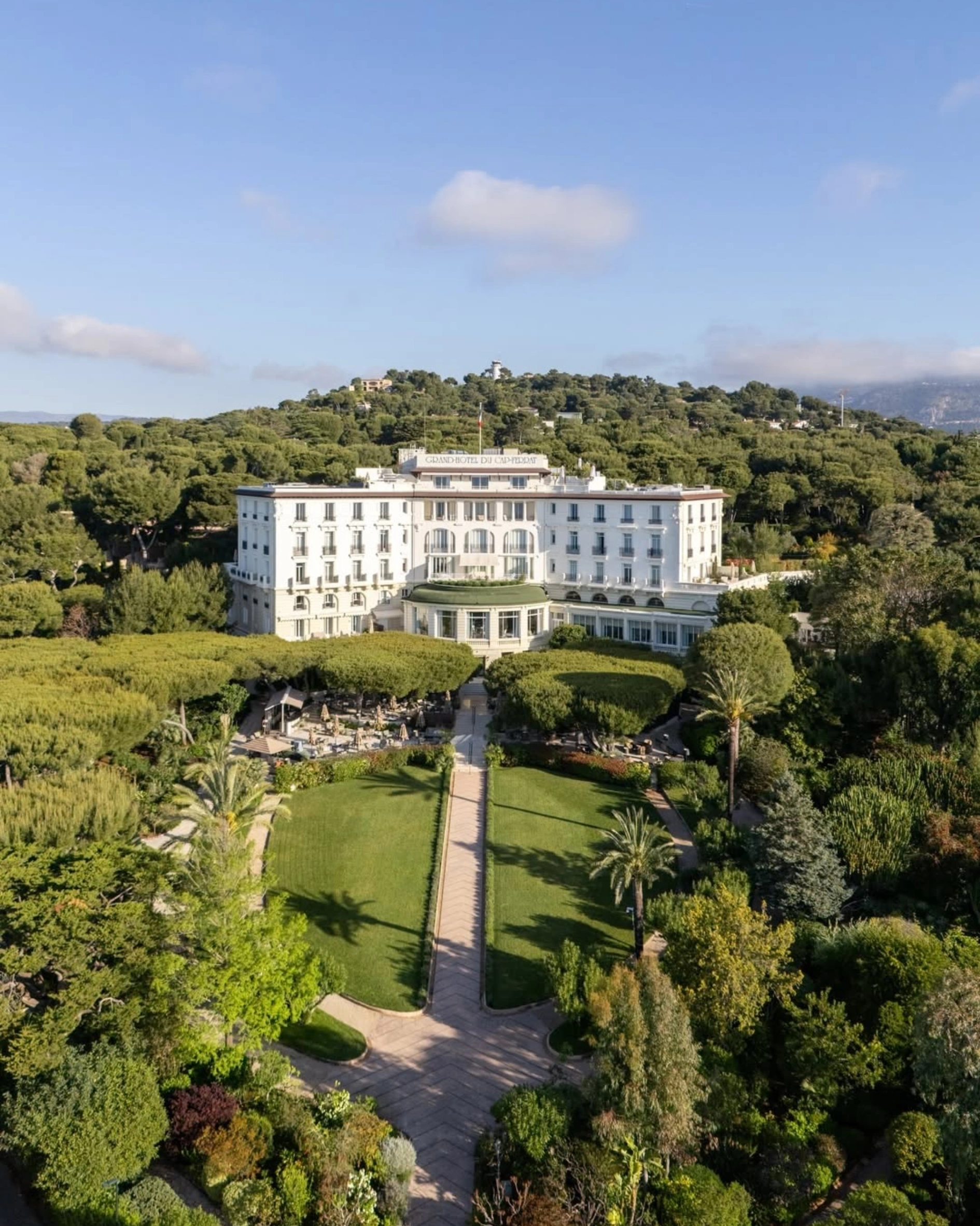 inside look four seasons grand hotel du cap ferrat france cote d'azur