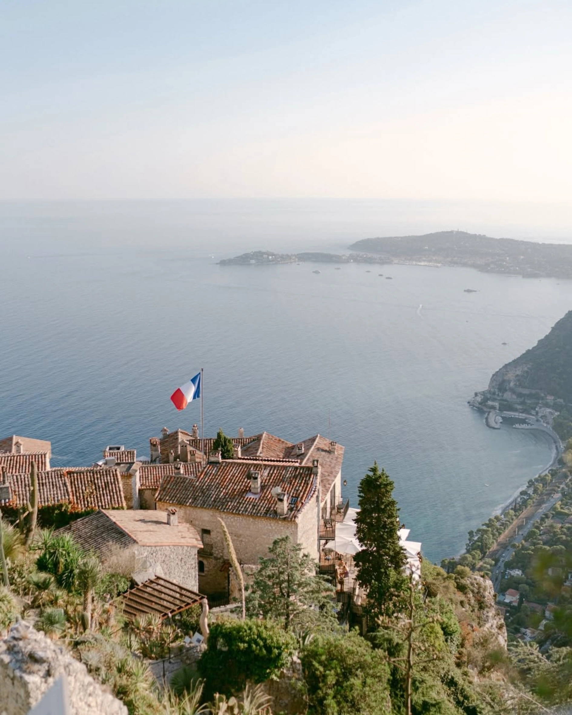 inside look four seasons grand hotel du cap ferrat france cote d'azur