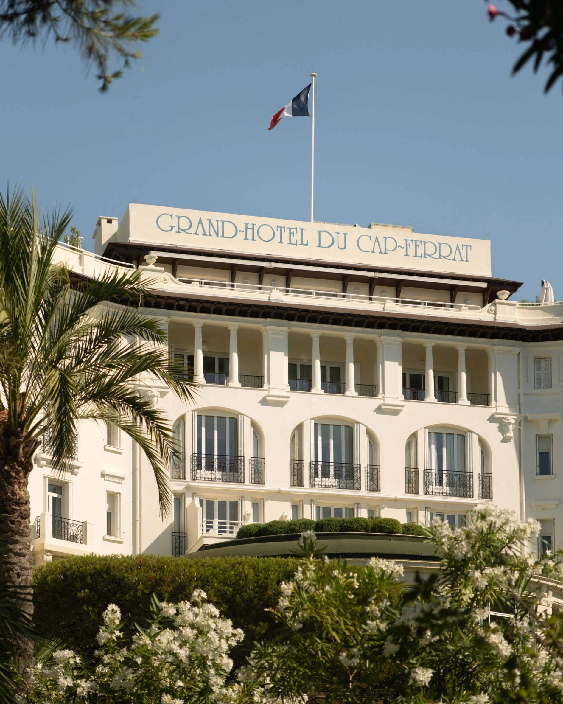 inside look four seasons grand hotel du cap ferrat france cote d'azur
