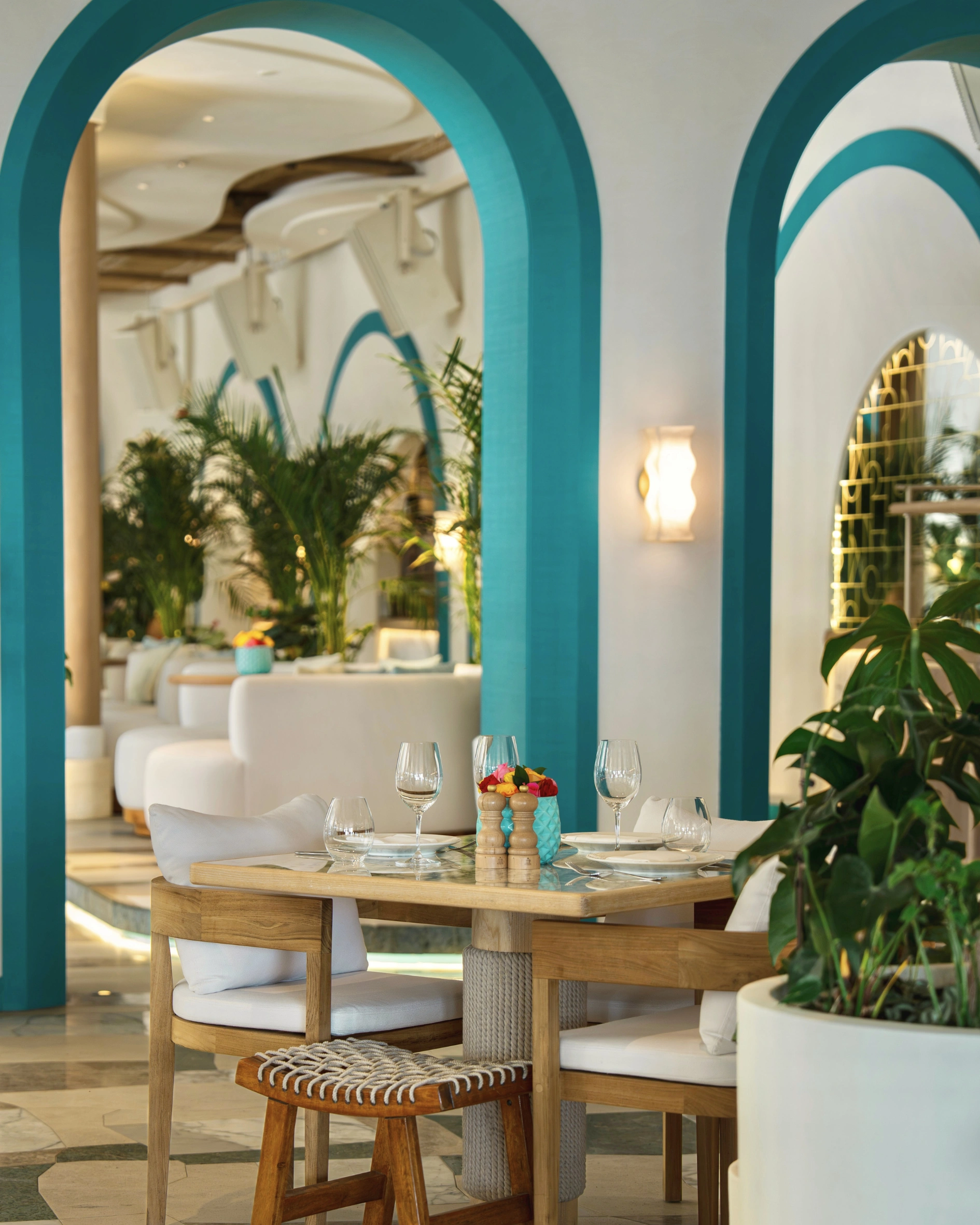 what to do in dubai this july nammos